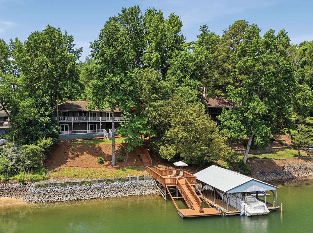 Ultimate Lakefront Lifestyle in Tega Cay
