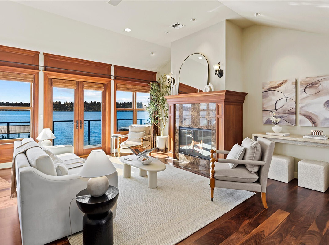 Exceptional Lake Washington Waterfront