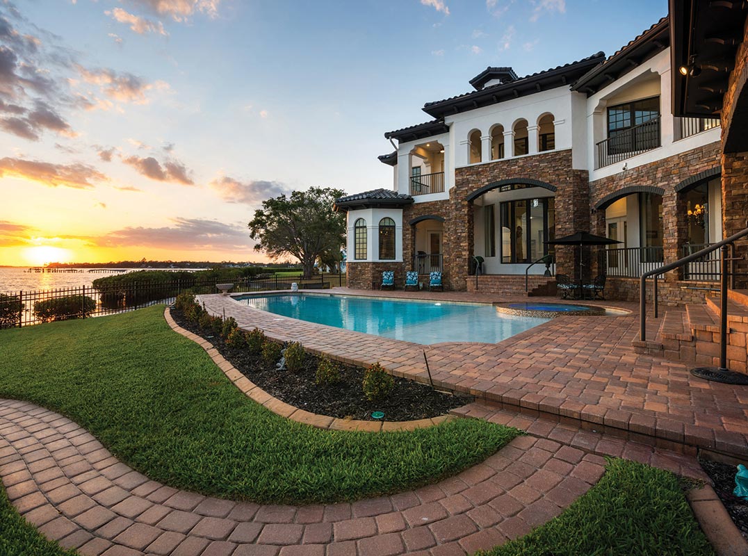 Fully Furnished Gulf-access Waterfront Living