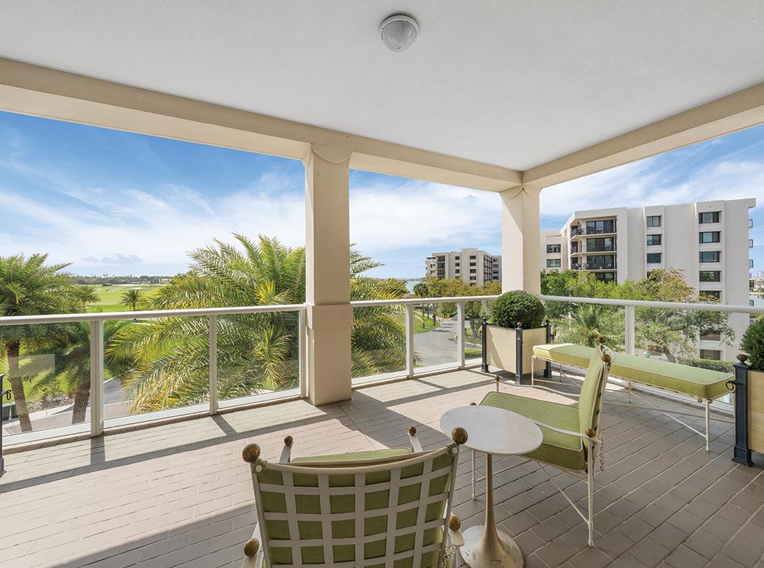 Condo in the Prestigious Belleair Country Club