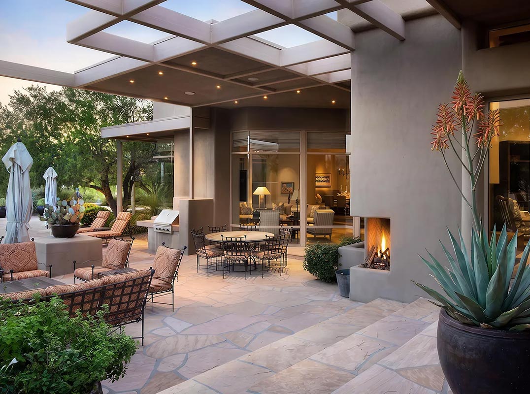 Bob Bacon Designed Single Level Contemporary