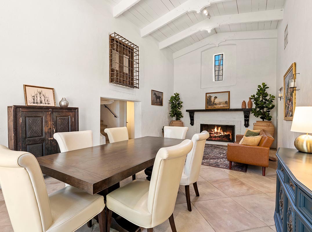 Debuting Original 1915 Arcadia Legacy Estate “Casa Mañana”