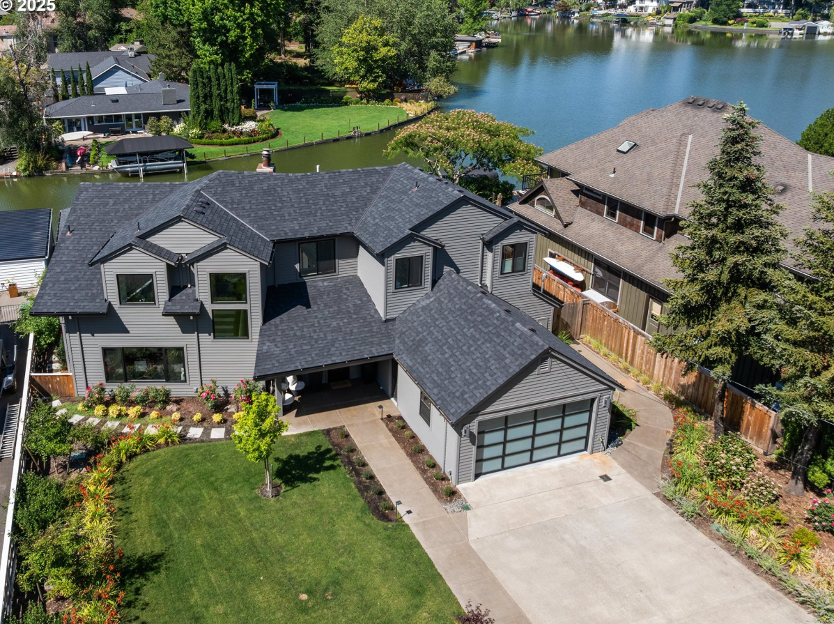 MOVE-IN READY LAKEFRONT LUXURY