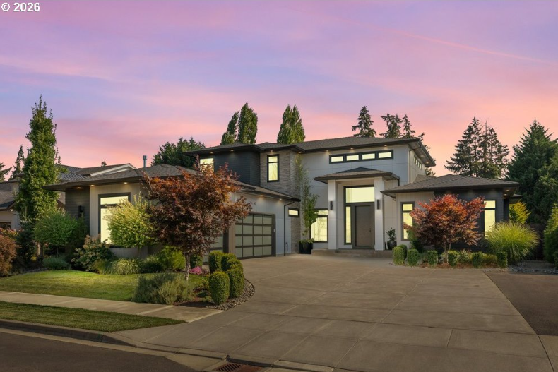 Contemporary Living in Ridgefield at its Finest.