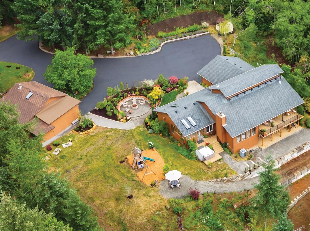 HOCKINSON PRIVATE ACREAGE RETREAT