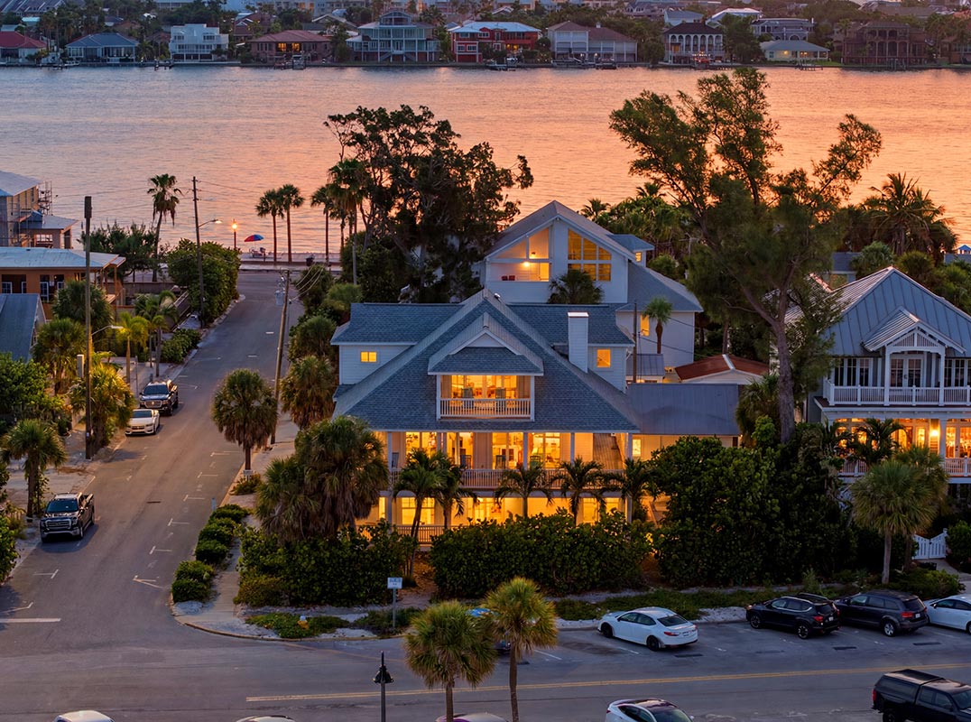 Magnificent Gulf-Front Estate
