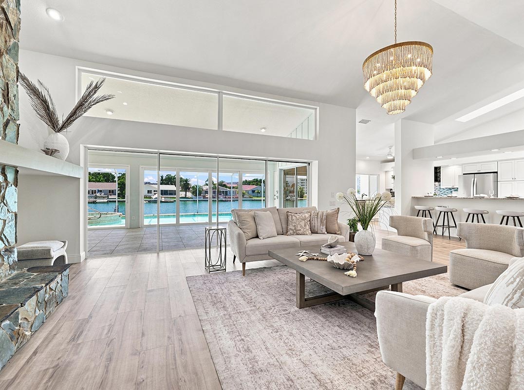 AN EXCEPTIONAL POINT OF VIEW ON BOCA CIEGA BAY
