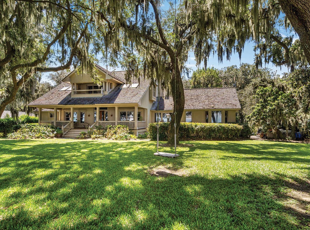 True Deepwater Home on the Beaufort River in Spanish Point