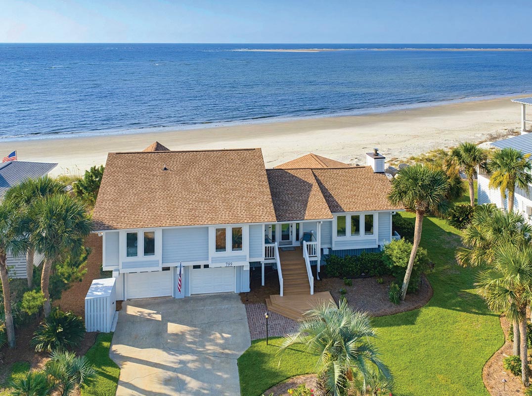 Pristine Oceanfront Retreat on Prestigious Marlin Drive