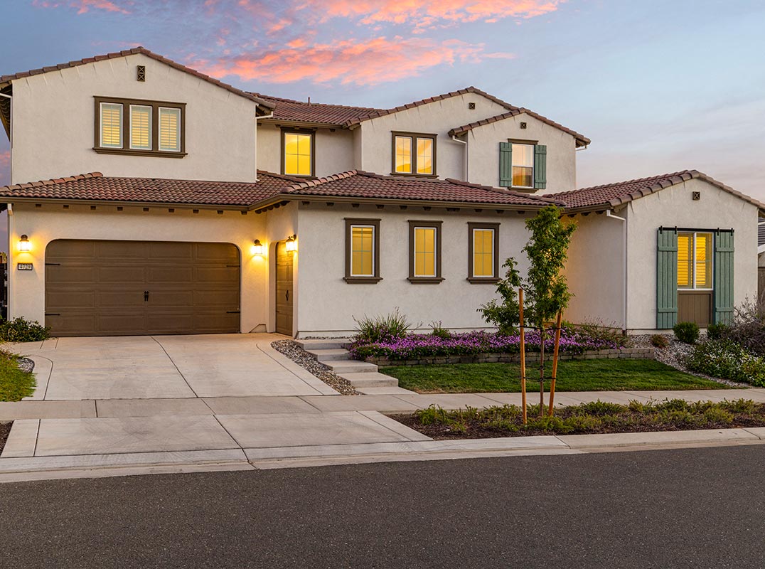 Space, Sophistication & Valley Views
