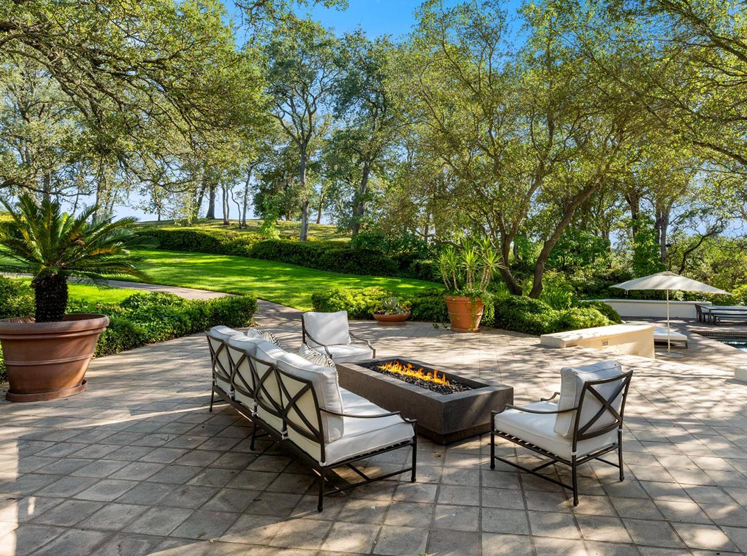 Santa Barbara-Inspired Grandeur on 8.2 Acres