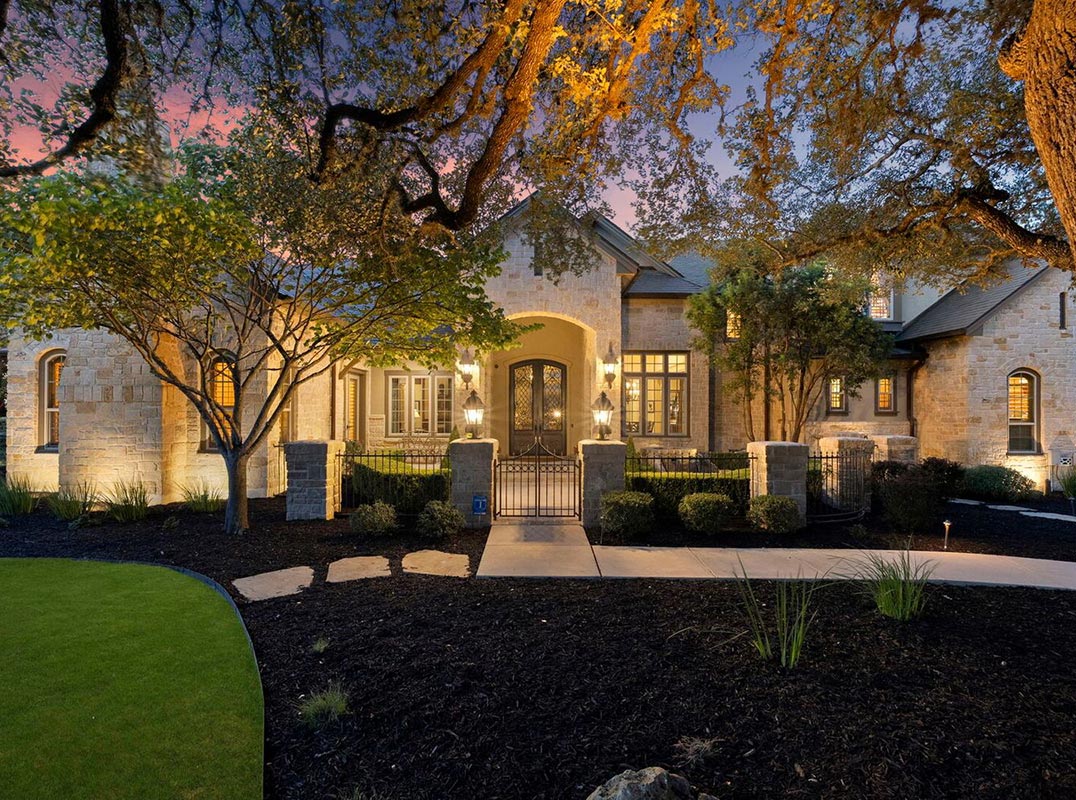 A Front Row Seat to the Hill Country