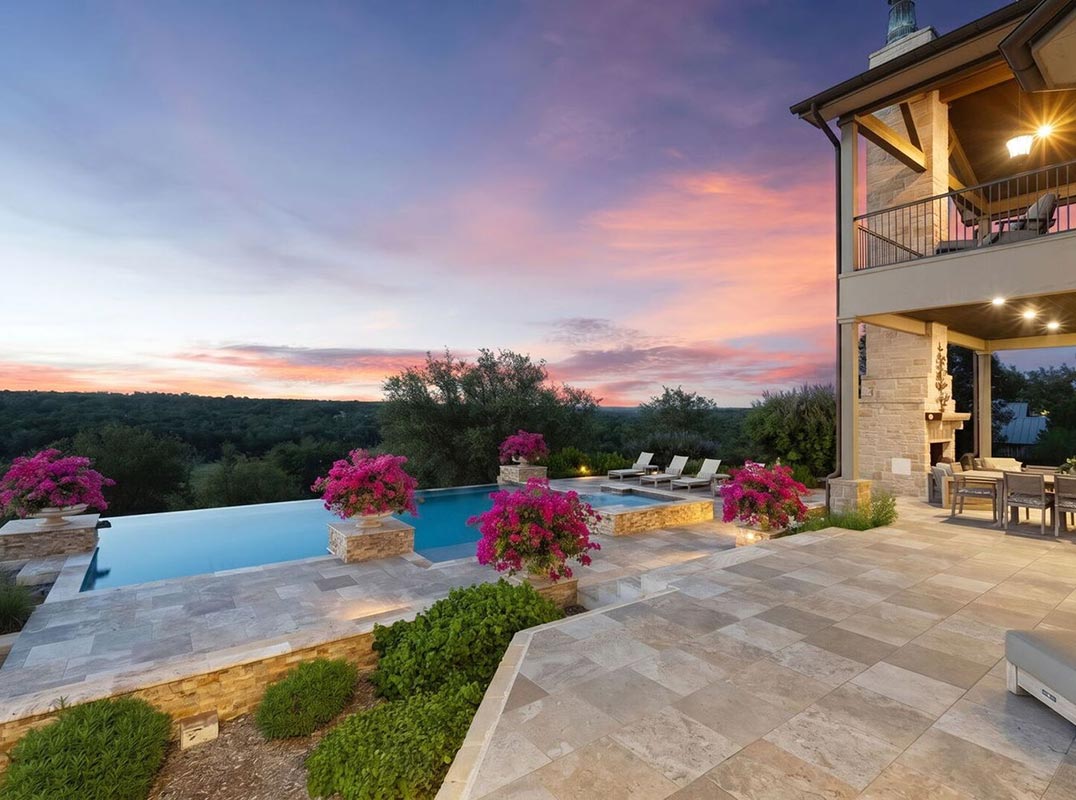 A Front Row Seat to the Hill Country
