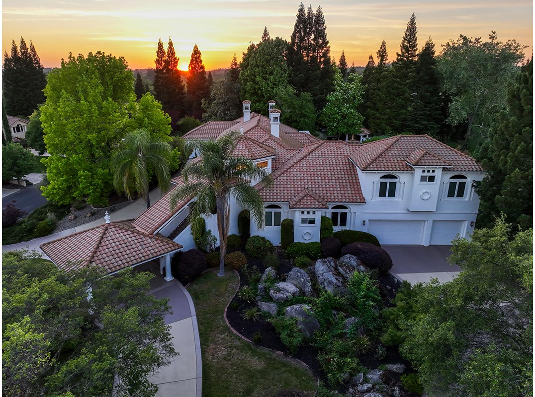 A Rare Los Lagos Palm Beach Estate