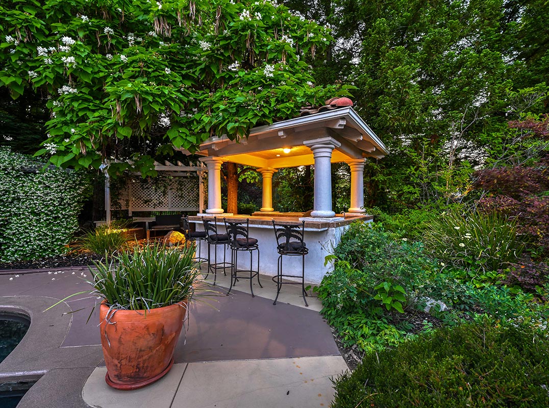 A Rare Los Lagos Palm Beach Estate