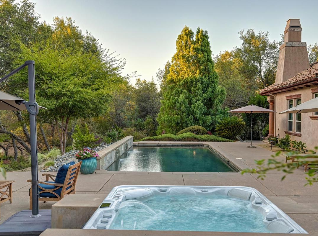 Granite Bay Luxury in a Gated Retreat