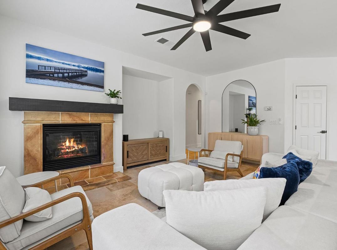Refined Serrano Living