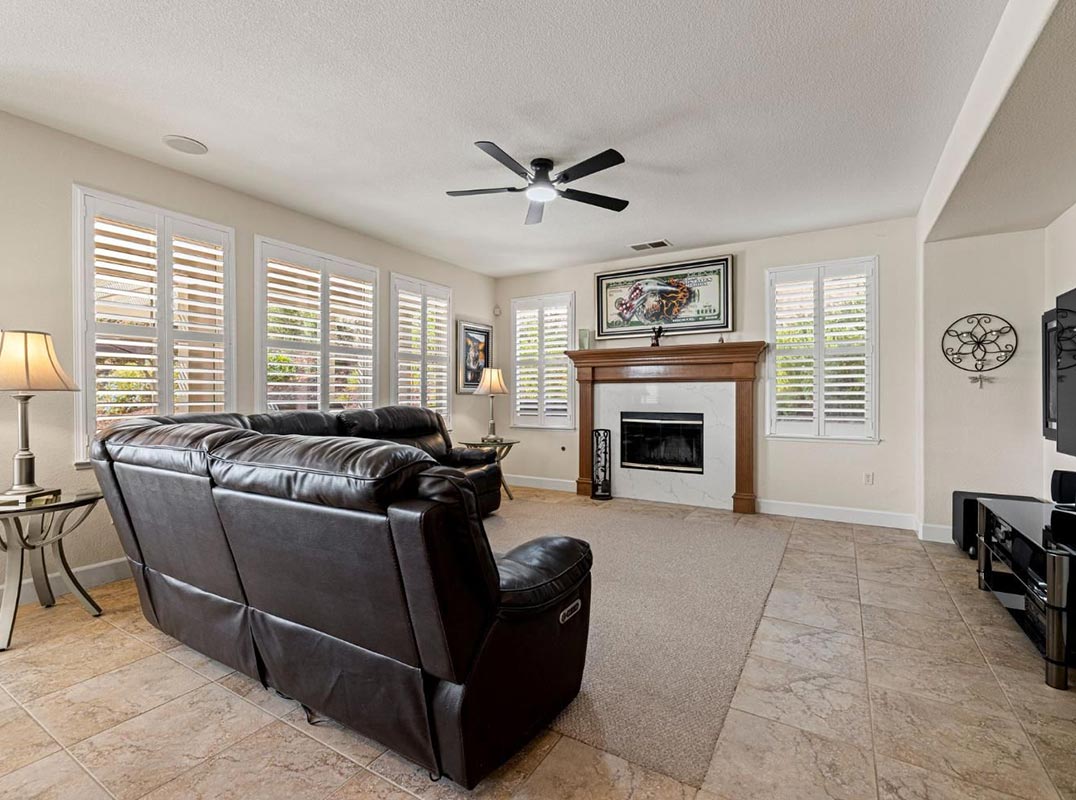 Private Serrano Living with Sunset Views