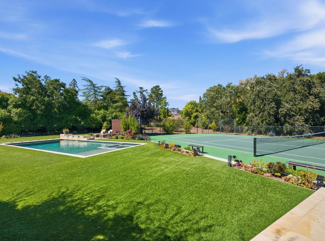 Sophisticated Indoor-Outdoor Living, Designed for Healthy Living