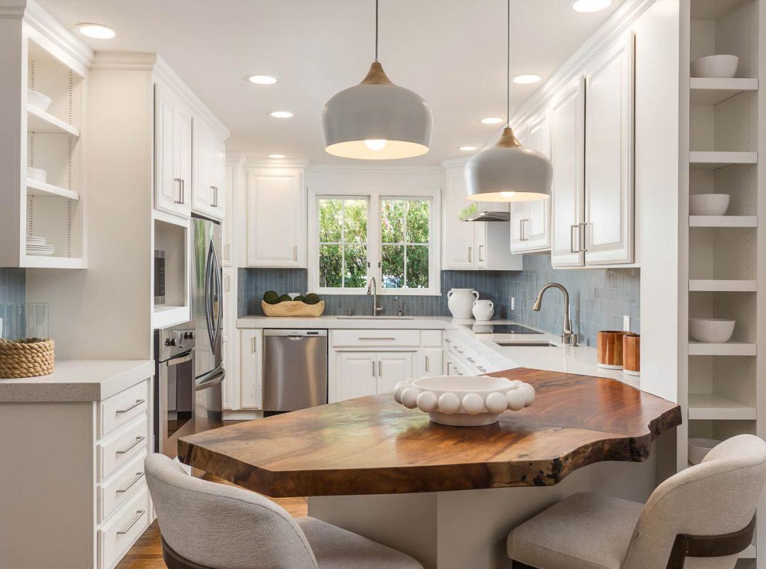 In Palo Alto's Coveted Community Center Neighborhood