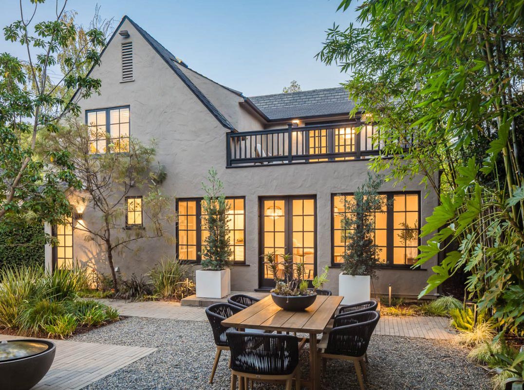 In Palo Alto's Coveted Community Center Neighborhood
