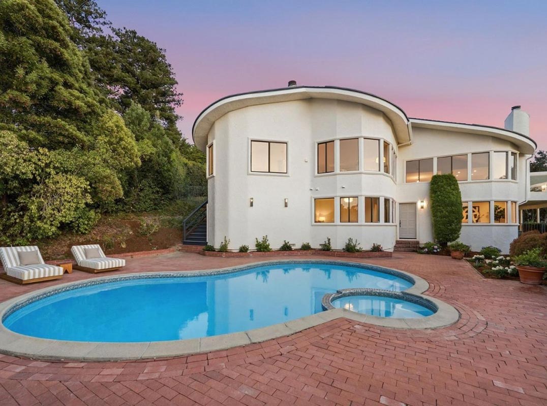 Striking Retreat, Unbound Vistas