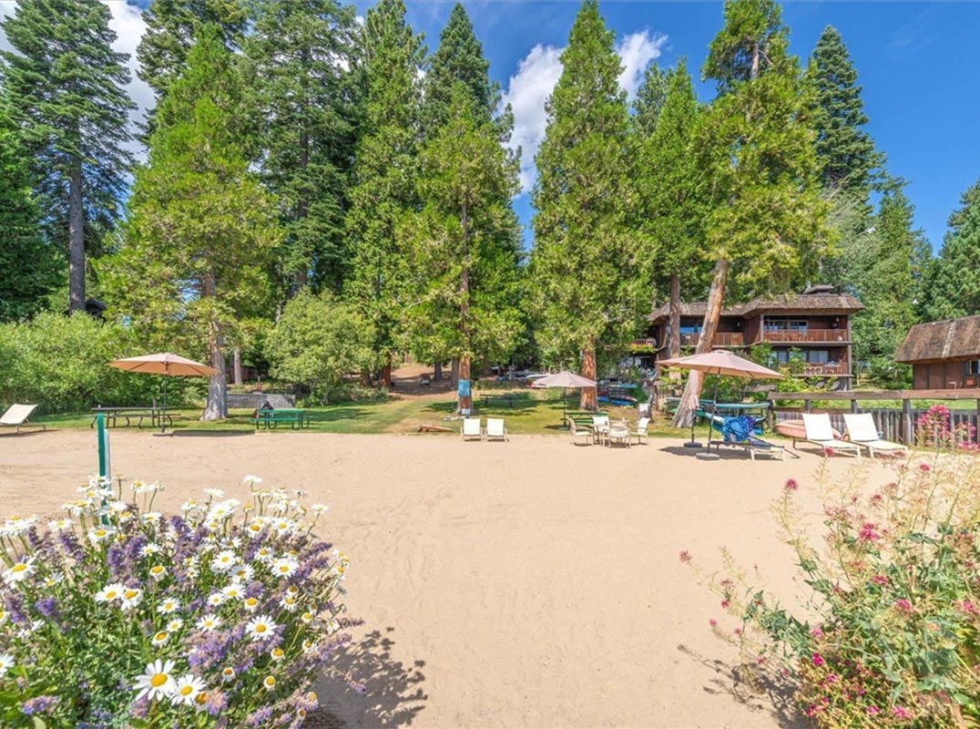 Ideal Tahoe City Location with Private Beach, Lake & Buoy Access
