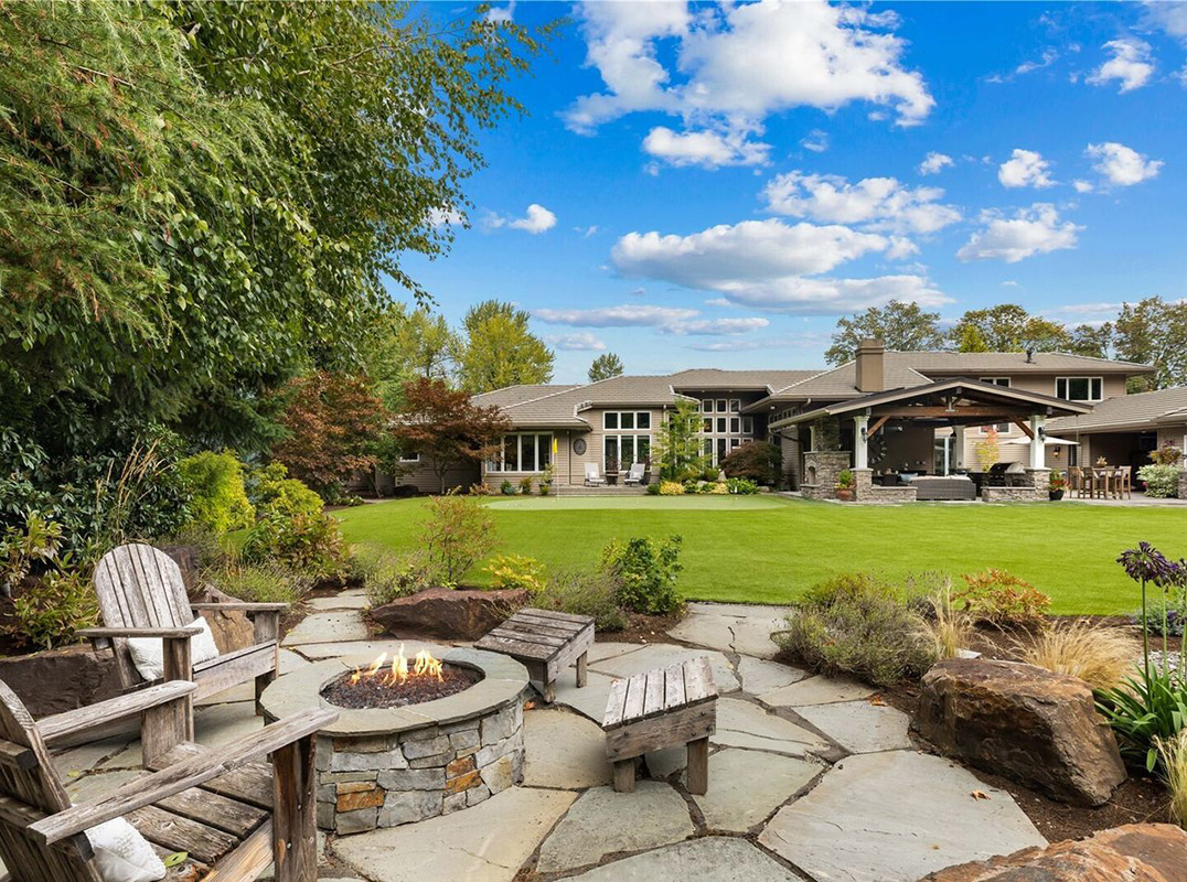 Incredible Windsor Greens Estate