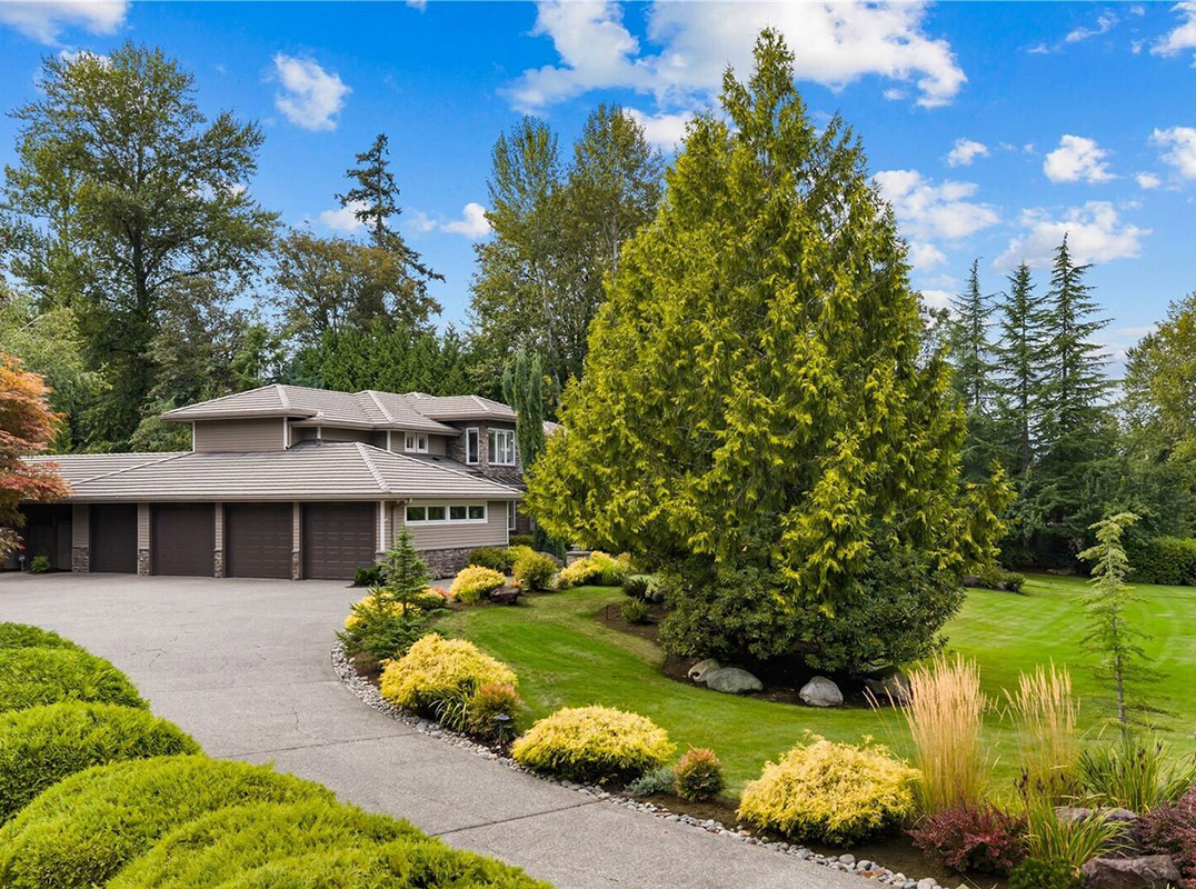 Incredible Windsor Greens Estate