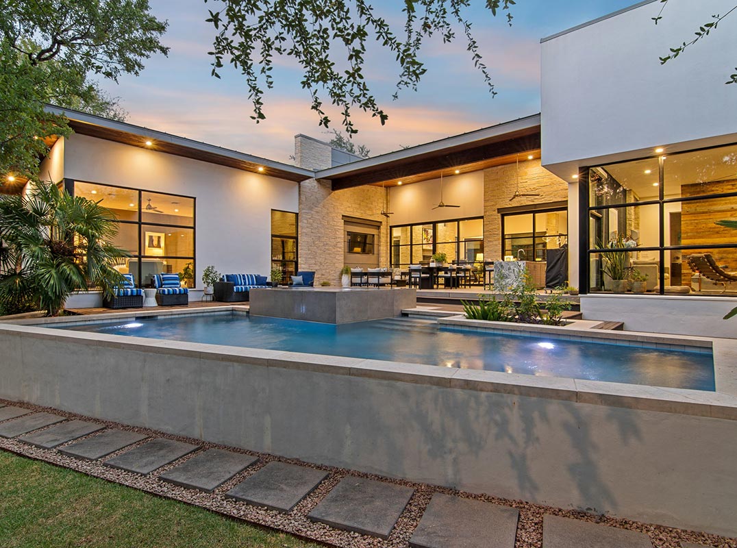 Contemporary Residence In Inverness