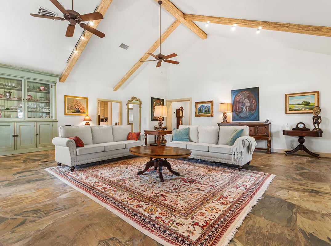 A Custom Hill Country Estate on 20 Acres