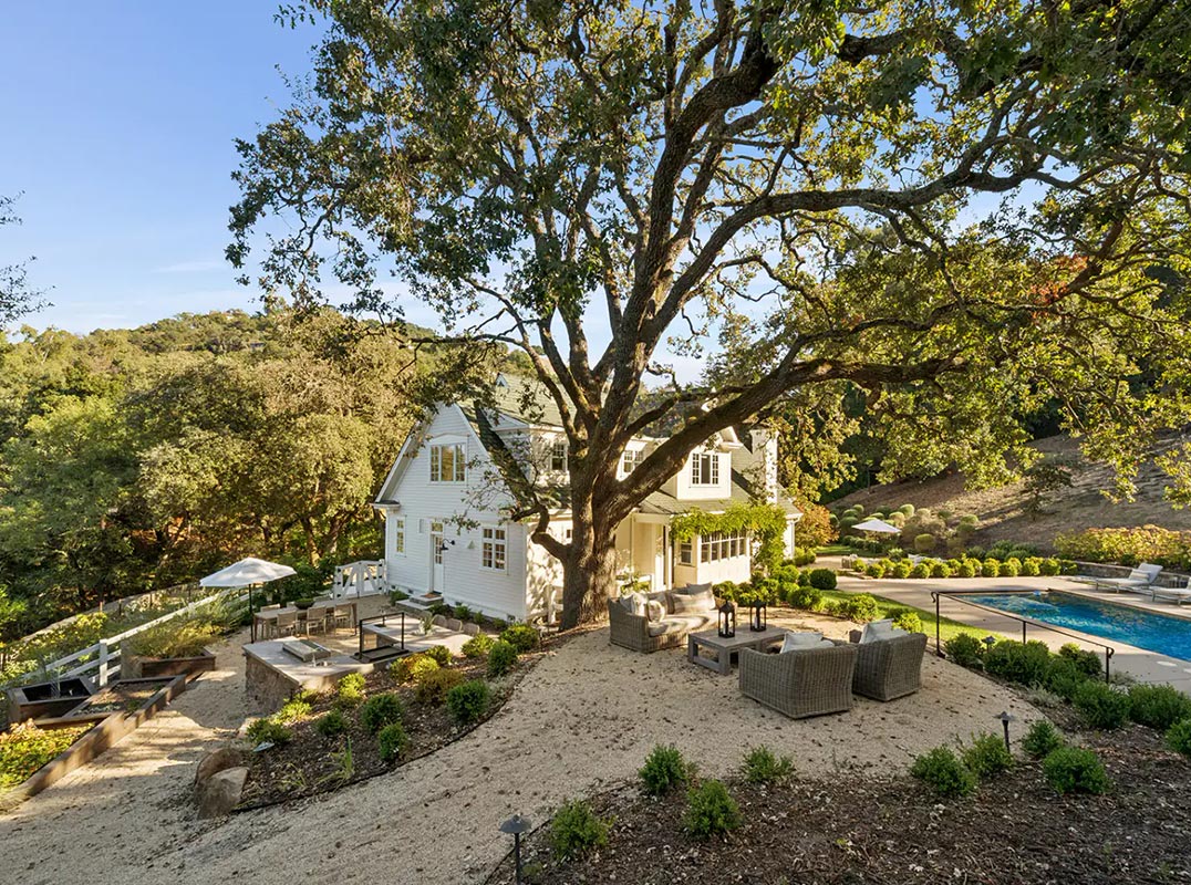 A Secluded Farmhouse Retreat In The Heart Of Reliez Valley