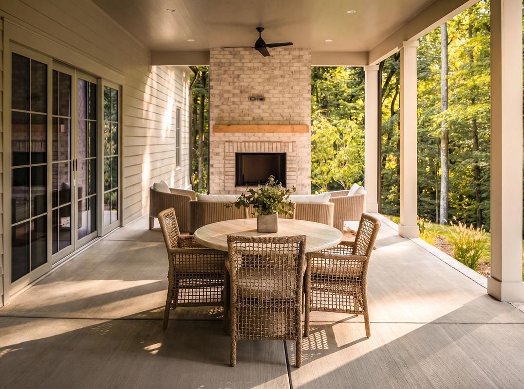 Custom-Built Luxury Near Leipers Fork