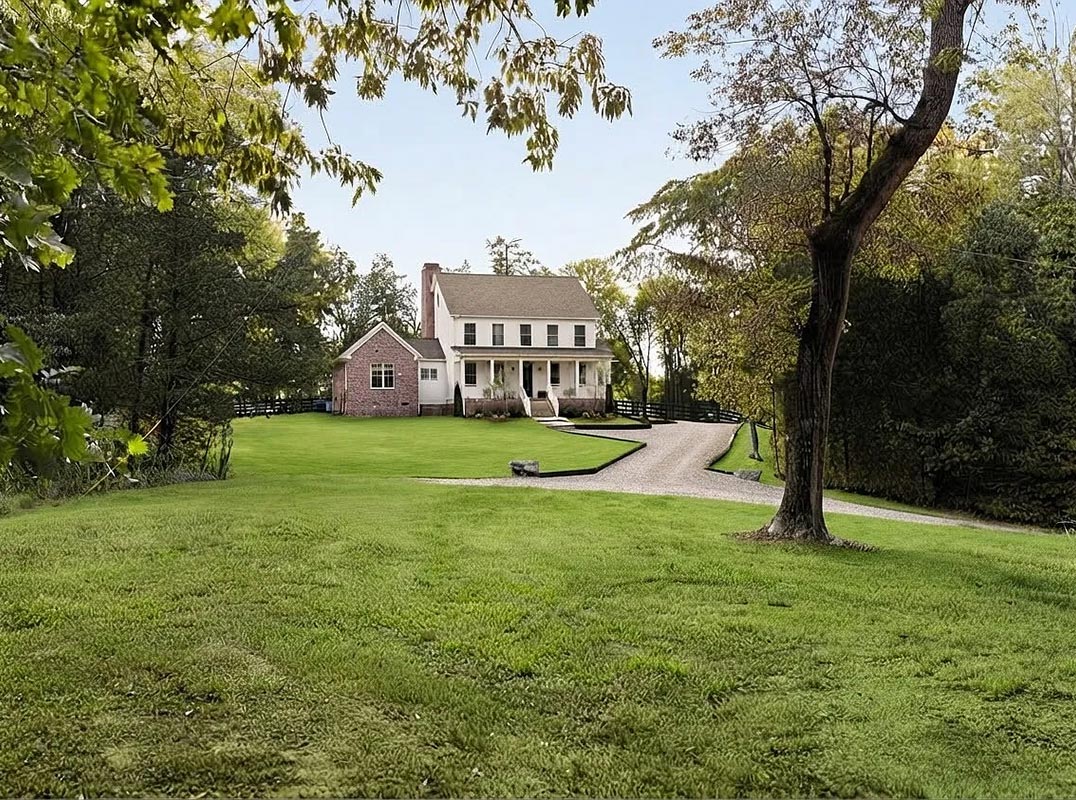15 Private, Wooded, Hillside Retreat 