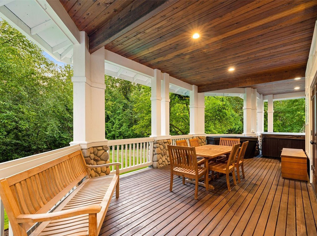 Incredible Acreage Estate