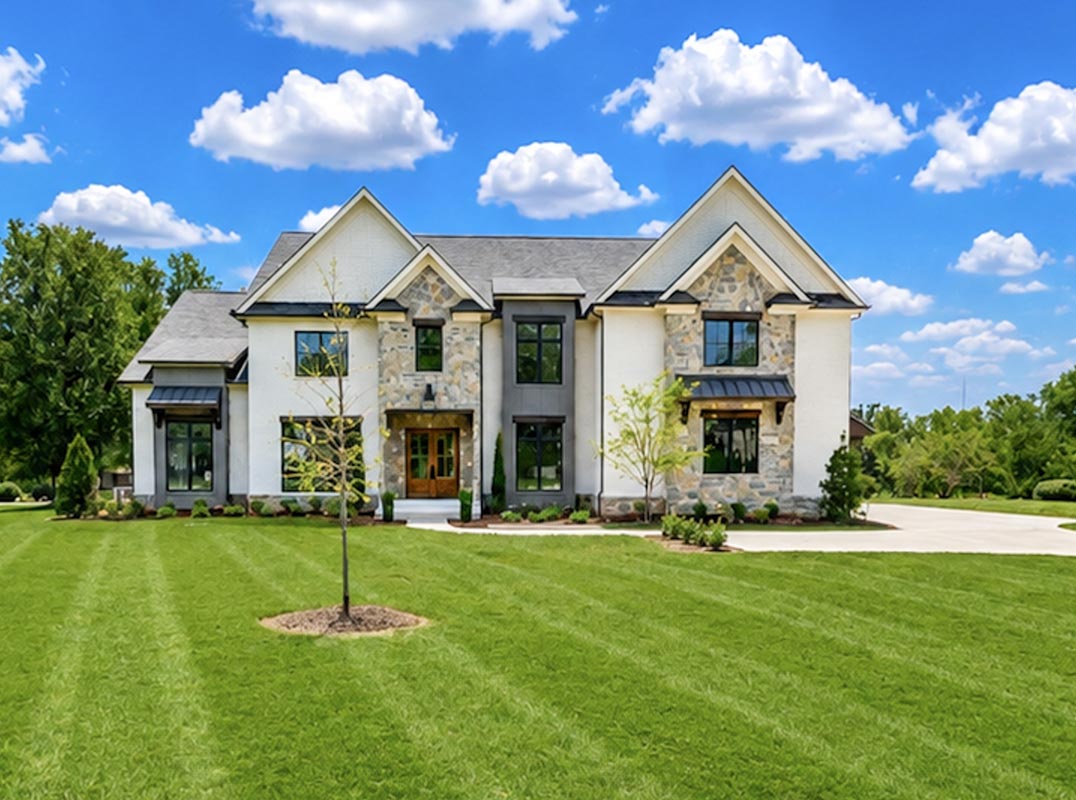 Exceptional New Construction in the Heart of Brentwood