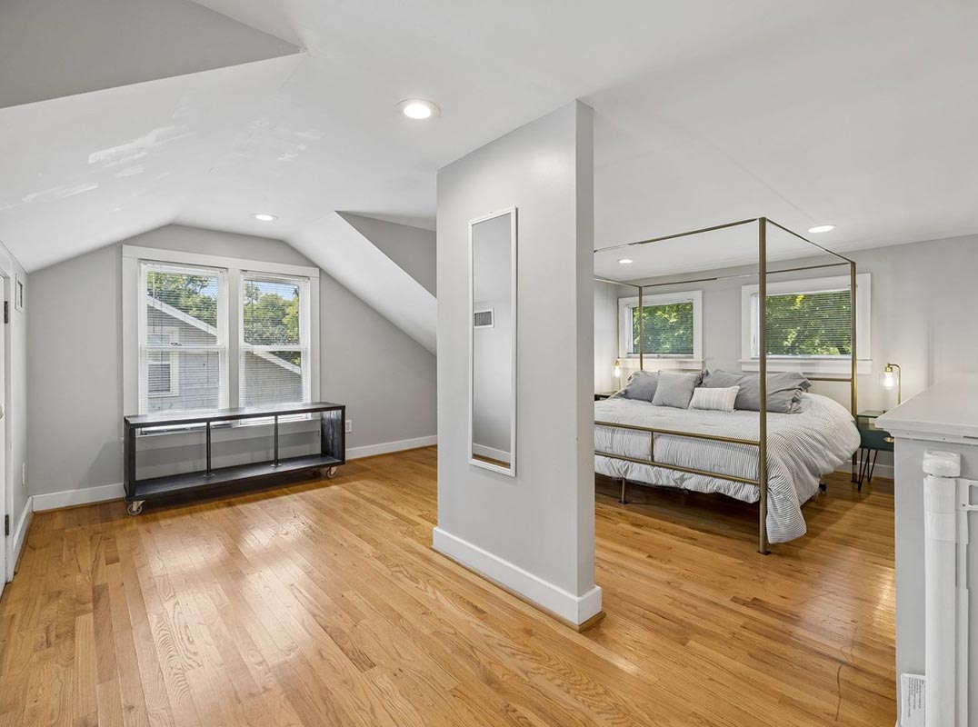 Richland Bungalow, Room To Grow