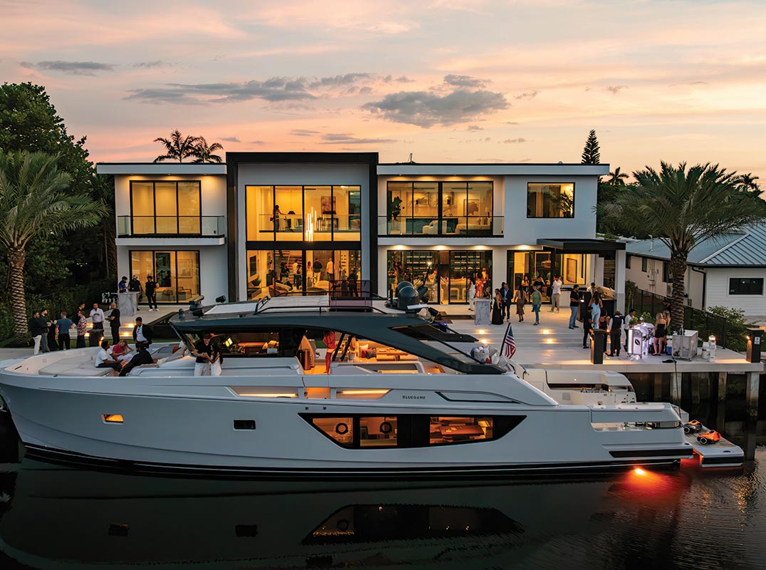 Unparalleled Expression of Modern Waterfront Living