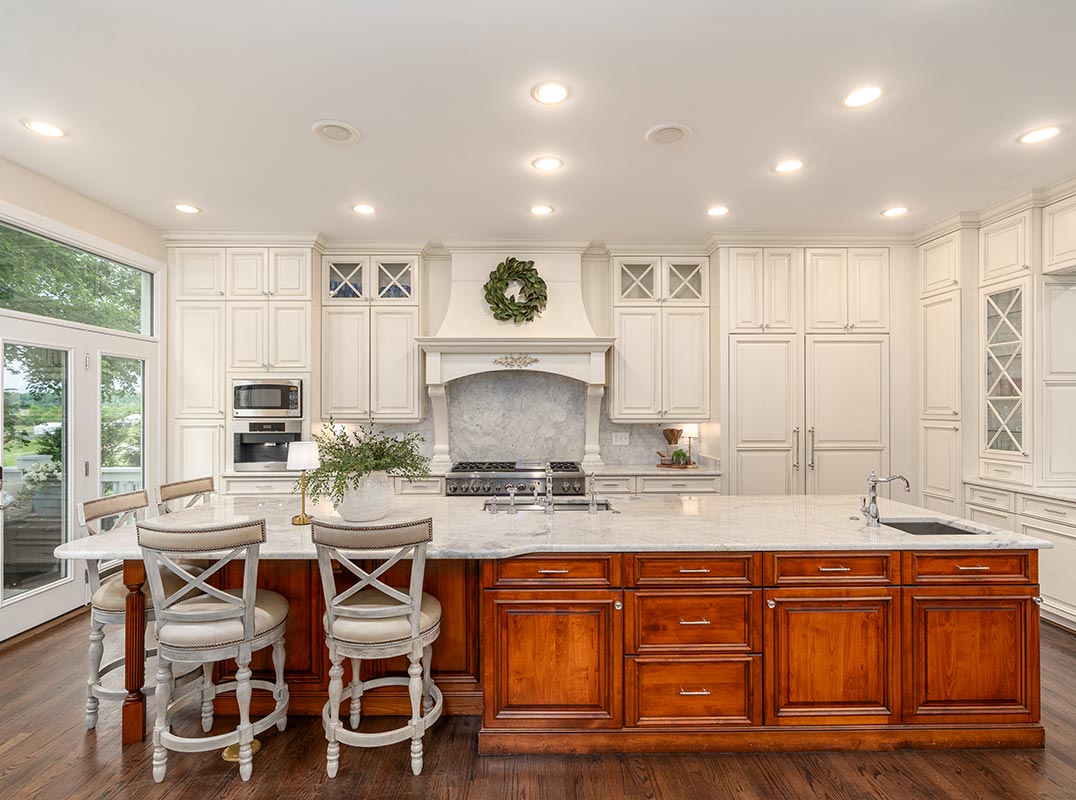 Prime Postiton Along the Fith Fairway of A World Class Golf Course