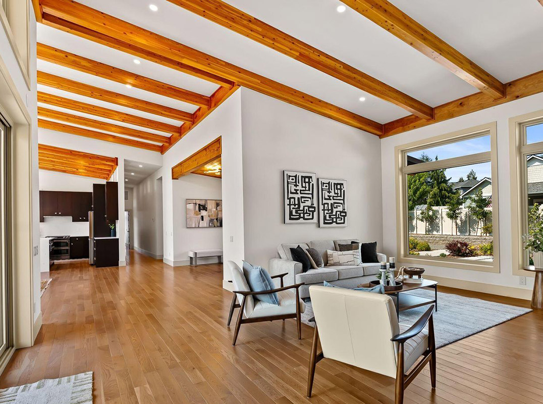 Exceptional West Yakima Residence