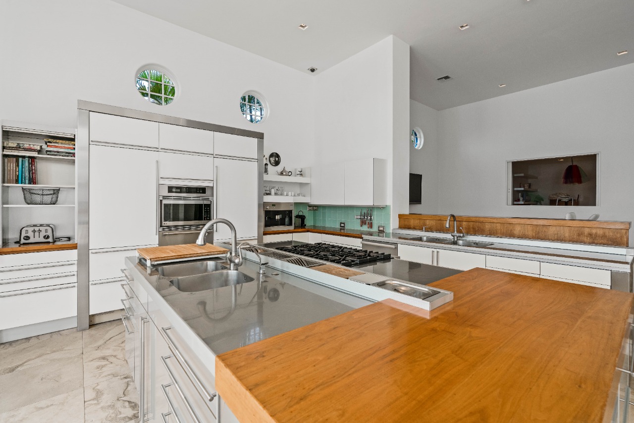 Luxury Palm Beach Home and Places