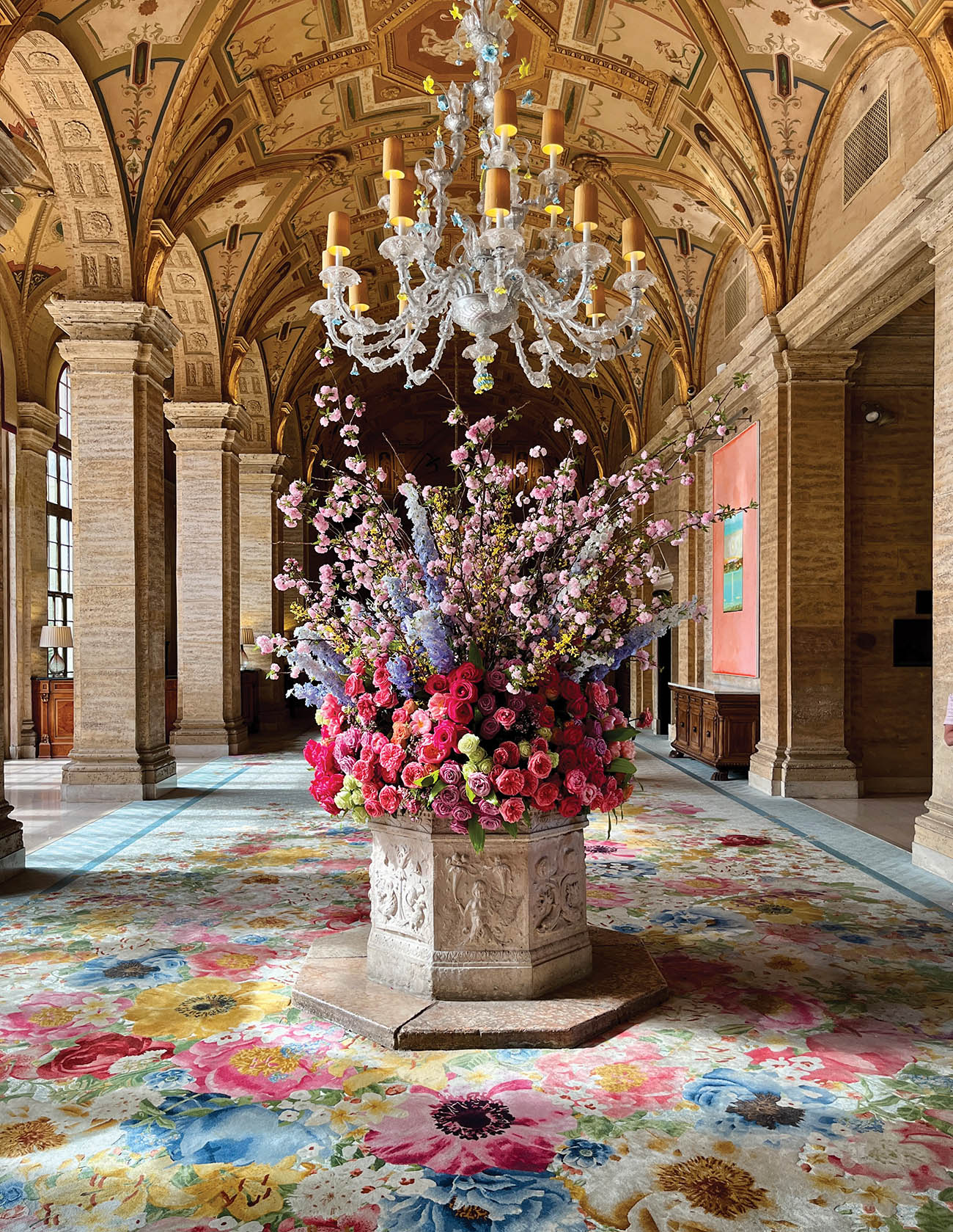 Flower Power: Boost Your Wellbeing with Indoor Floral Arrangements