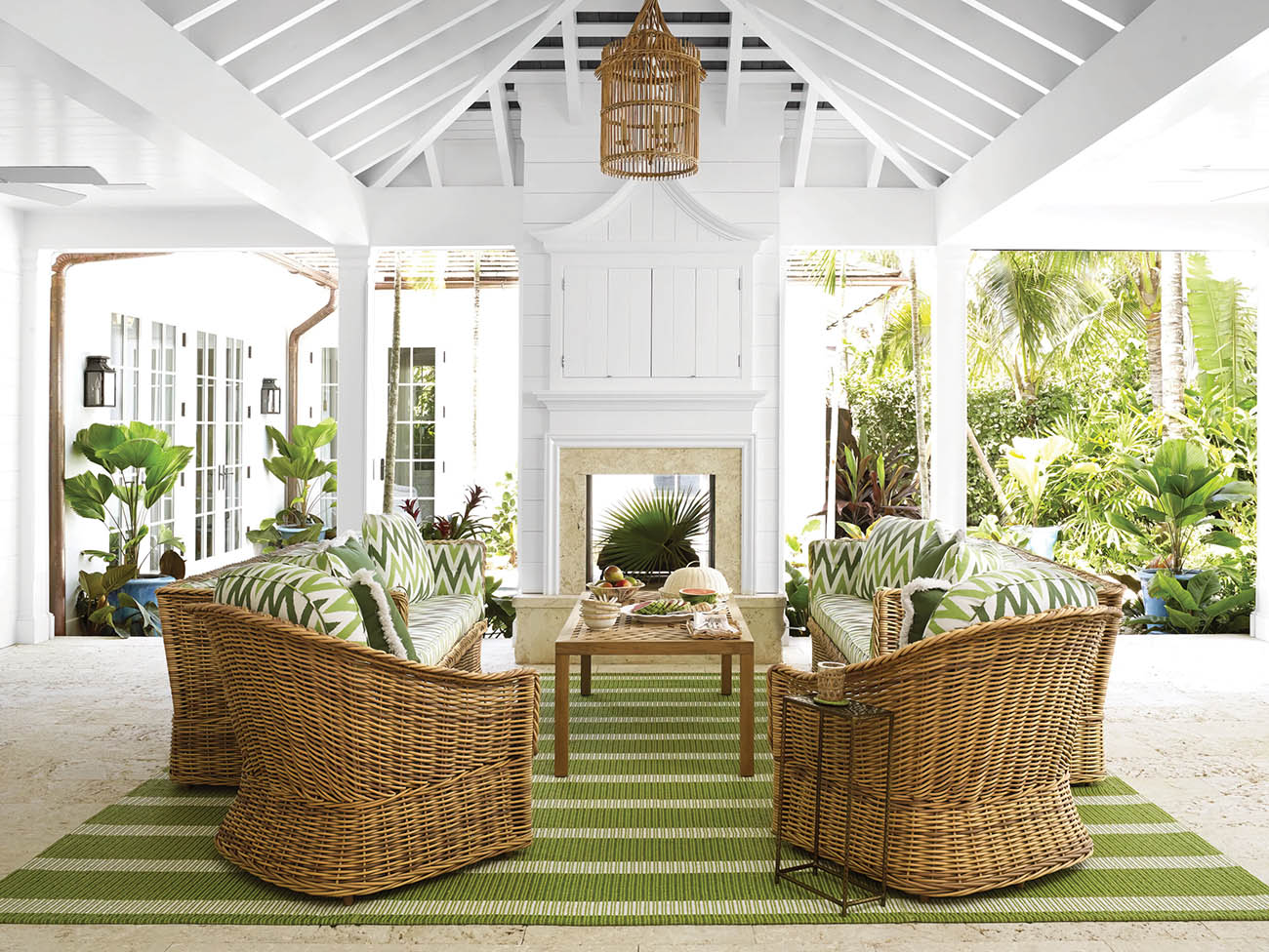 Home in Harmony with Nature: Luxury Landscape Design Rooted in Classic Design